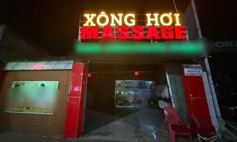 Bắt quả tang nữ nhân viên U40 ăn mặc mát mẻ "chiều" quý ông trong quán massage