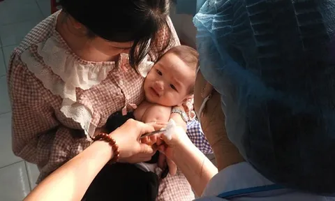 Đà Nẵng khẩn trương tiêm chủng sởi quy mô lớn, tăng miễn dịch cộng đồng trước mùa du lịch