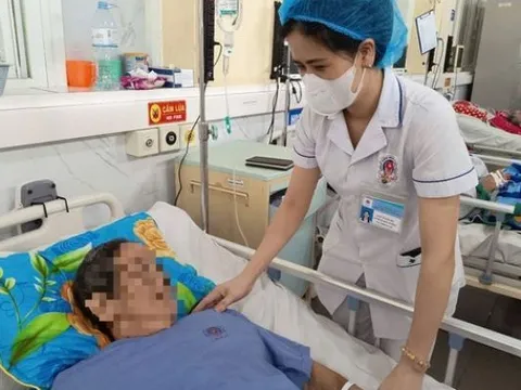 Cụ bà 72 tuổi bị hươu húc gãy 14 xương sườn