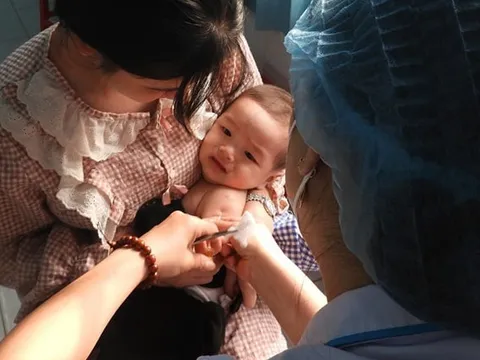Đà Nẵng khẩn trương tiêm chủng sởi quy mô lớn, tăng miễn dịch cộng đồng trước mùa du lịch